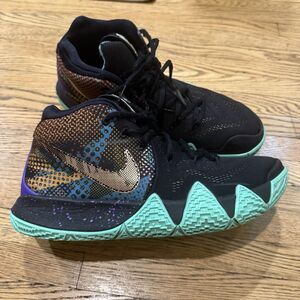 Nike Kyrie 4 Mamba Mentality Black Men's Basketball Shoes Size 9.5 Green